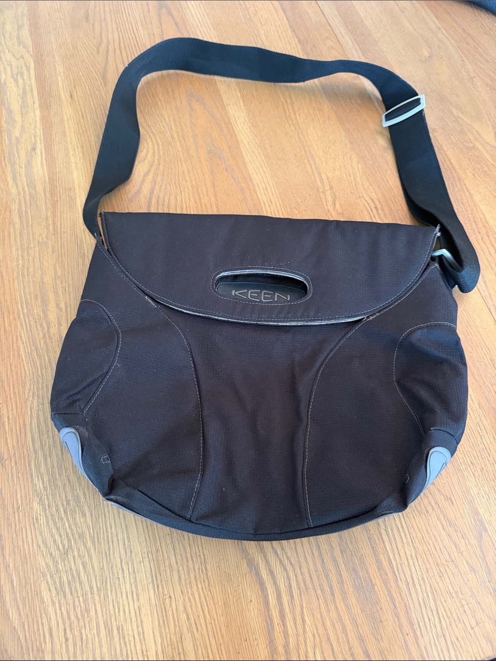Keen Black Nylon Crossbody Messenger Bag with Adjustable Strap